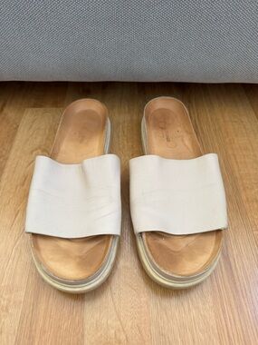 Vagabond Erin leather platform slides cream size 38 / 7.5